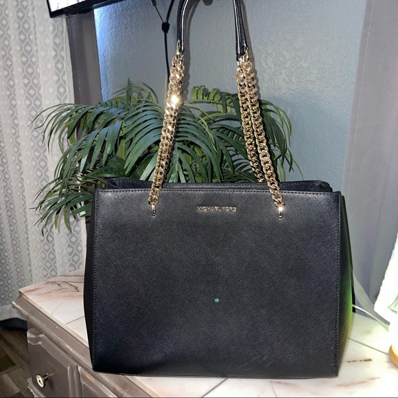 Michael Kors Teagan Black Large Tote - Picture 3 of 10